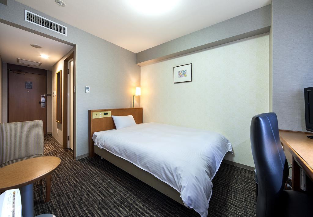 Daiwa Roynet Hotel Toyama Station Rom bilde