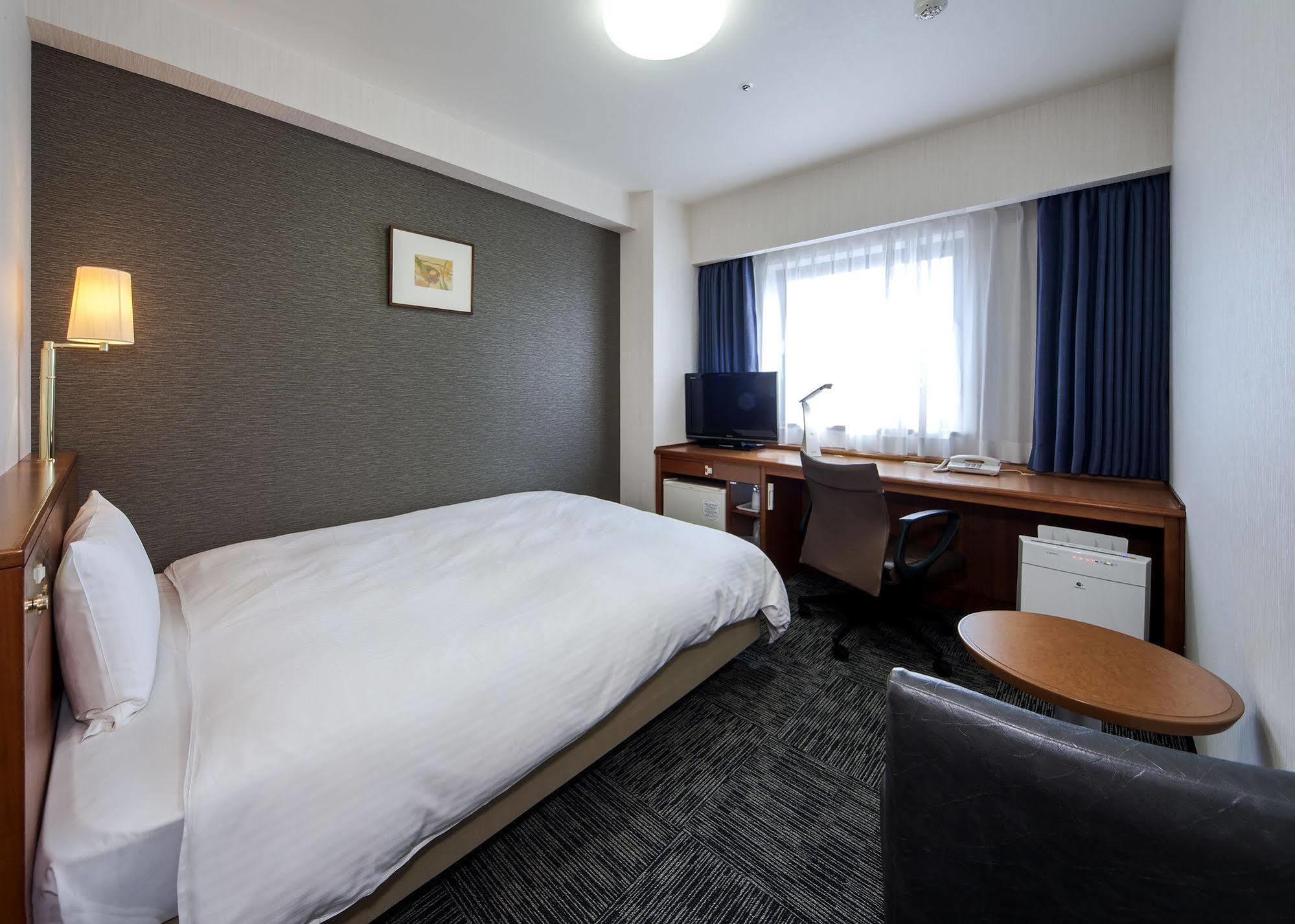 Daiwa Roynet Hotel Toyama Station Eksteriør bilde
